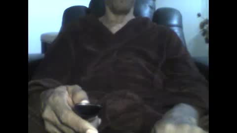 Busturgutzgd1 online show from April 26, 2026, 8:06 pm