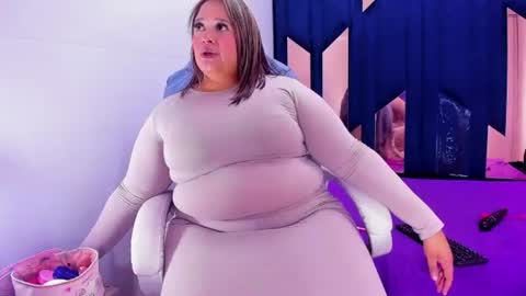 Snapshot of busty_juicyy chatting on June 15, 2026, 1:02 pm busty juicyy online show from June 15, 2026, 1:02 pm