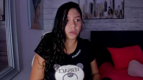 Melany online show from February 4, 2025, 1:56 am