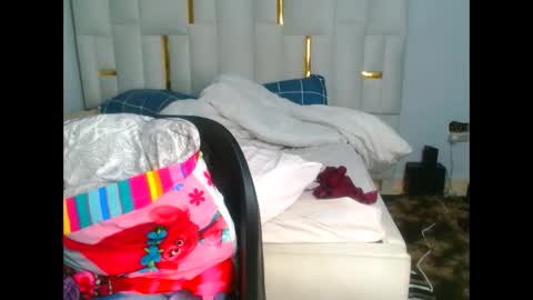 busty_mellons69 online show from October 2, 2025, 11:45 pm