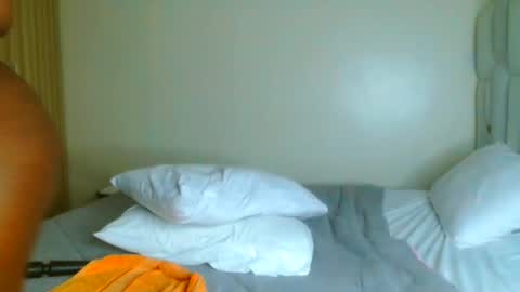 busty_mellons69 online show from March 18, 2026, 12:19 pm