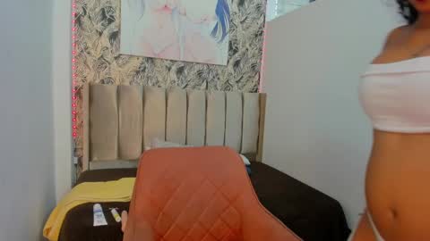 Sofiii online show from February 15, 2025, 7:39 pm