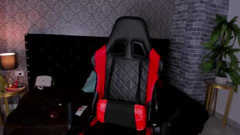 Sofiii online show from February 27, 2025, 8:20 pm