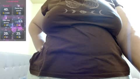 Emma online show from February 1, 2025, 6:51 pm