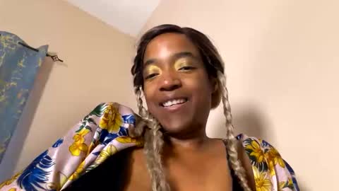 bustyirie online show from May 10, 2026, 12:21 pm