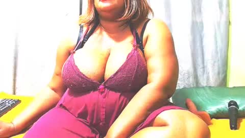 Snapshot of bustymaturestepmum chatting on April 29, 2026, 4:16 am bustymaturestepmum online show from April 29, 2026, 4:16 am