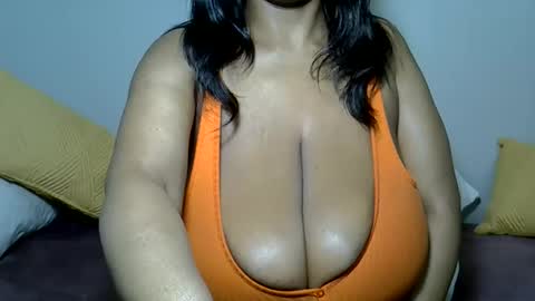 Snapshot of bustytessa37 chatting on June 5, 2026, 4:41 am bustytessa37 online show from June 5, 2026, 4:41 am