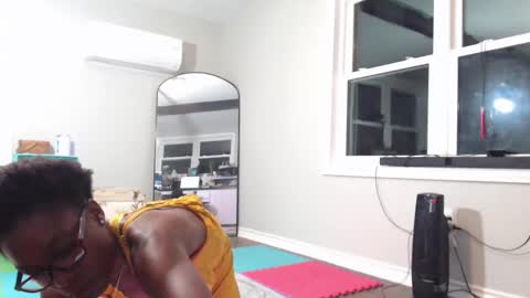 Goddess online show from September 27, 2025, 10:31 am