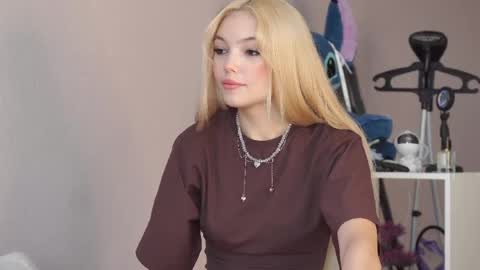 butteflai online show from March 23, 2026, 7:23 am