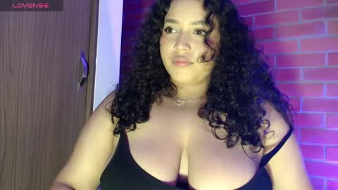 Mary  online show from January 3, 2025, 2:43 am