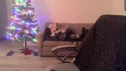  Astaroth  Angel  online show from December 23, 2025, 3:37 am