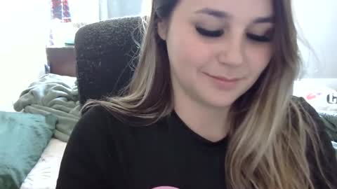 bxbydior online show from September 12, 2025, 6:08 pm