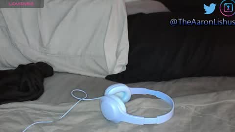 Snapshot of bytchjuice chatting on June 3, 2026, 6:46 pm AaronBSassxxx online show from June 3, 2026, 6:46 pm