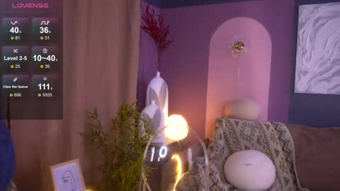 Snapshot of byteblush chatting on October 9, 2025, 3:43 pm Kira online show from October 9, 2025, 3:43 pm