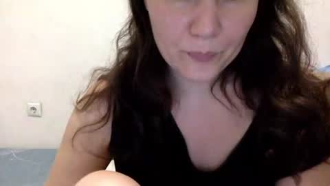 Lamb online show from September 11, 2025, 5:57 pm