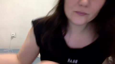 Lamb online show from October 30, 2025, 7:14 pm