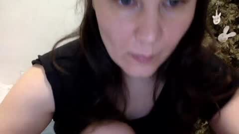 Lamb online show from April 19, 2026, 6:10 pm