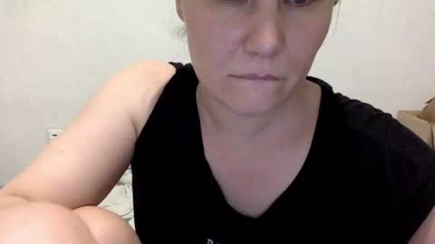 Snapshot of caffeinated_lamb chatting on July 17, 2026, 5:51 pm Lamb online show from July 17, 2026, 5:51 pm