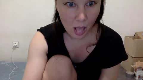 Snapshot of caffeinated_lamb chatting on July 28, 2026, 6:20 pm Lamb online show from July 28, 2026, 6:20 pm