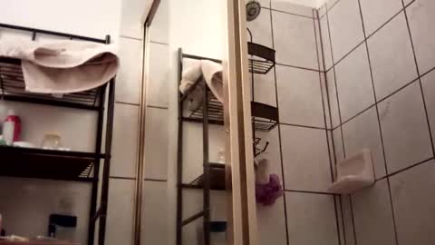 caga_palos online show from February 11, 2026, 9:03 am