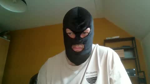 cagegag31 online show from June 5, 2026, 12:33 pm