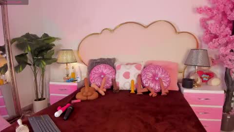 Cahitlin  online show from April 21, 2026, 6:09 am