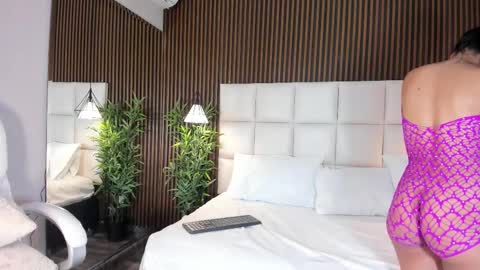 CailynBrown online show from October 18, 2025, 4:59 am