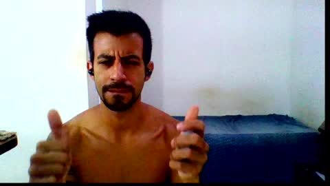 caiox69 online show from April 22, 2026, 5:36 pm