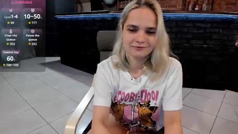 Snapshot of caitlin_crazy chatting on July 26, 2026, 11:06 am Gina online show from July 26, 2026, 11:06 am