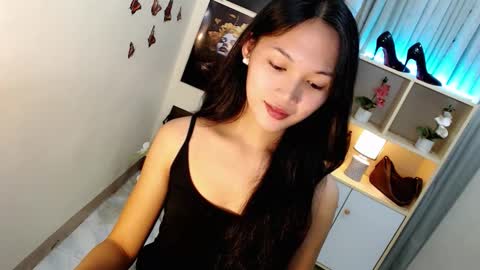 caitlin online show from September 19, 2025, 11:33 am