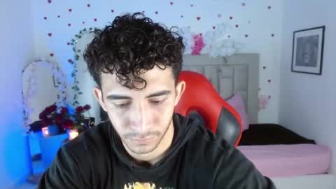 caius online show from April 15, 2026, 11:17 am