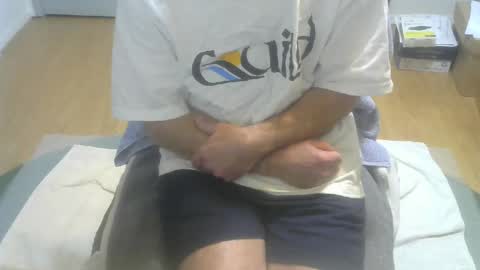 Snapshot of califun4u chatting on December 17, 2024, 1:18 am califun4u online show from December 17, 2024, 1:18 am