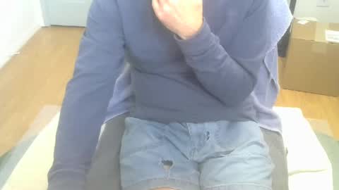 Snapshot of califun4u chatting on December 24, 2024, 10:17 pm califun4u online show from December 24, 2024, 10:17 pm