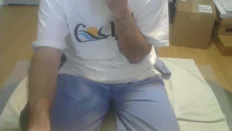 Snapshot of califun4u chatting on January 21, 2025, 12:46 am califun4u online show from January 21, 2025, 12:46 am