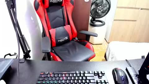 calihotcaliente27 online show from March 3, 2025, 11:22 am