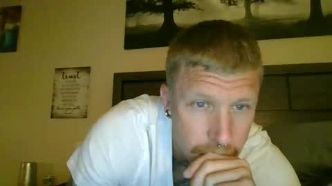 Snapshot of calisfinest777 chatting on May 19, 2026, 4:30 am calisfinest777 online show from May 19, 2026, 4:30 am