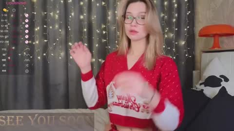 Snapshot of call__me_mommy_ chatting on January 13, 2025, 3:58 pm Nancy Please thumbs up me online show from January 13, 2025, 3:58 pm
