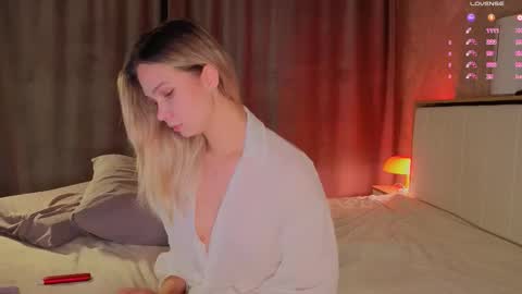 Snapshot of call__me_mommy_ chatting on September 21, 2025, 6:09 pm Nancy Please thumbs up me online show from September 21, 2025, 6:09 pm