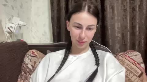 Anna online show from April 15, 2026, 9:26 pm