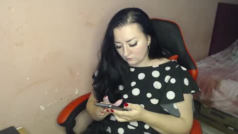 Snapshot of call_me_shaya chatting on December 3, 2024, 5:12 pm Shaya online show from December 3, 2024, 5:12 pm