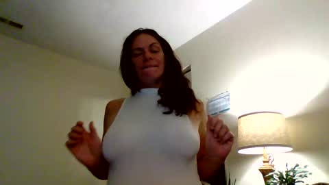 Calli online show from February 3, 2025, 4:57 am