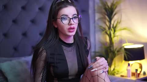 Snapshot of callieluna chatting on March 4, 2026, 12:16 am Callie online show from March 4, 2026, 12:16 am