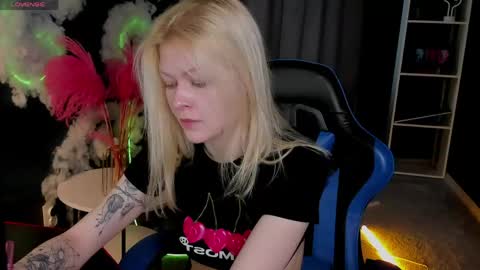 Robin online show from April 19, 2026, 5:51 am