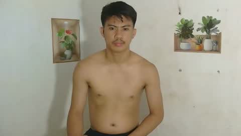 Snapshot of callme_jus chatting on April 24, 2026, 4:48 am Jus online show from April 24, 2026, 4:48 am