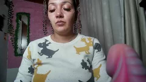 Snapshot of callme_lolas chatting on July 14, 2026, 2:05 am paula online show from July 14, 2026, 2:05 am