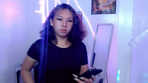 Snapshot of callme_shantal chatting on May 21, 2026, 5:25 am SHANTAL online show from May 21, 2026, 5:25 am