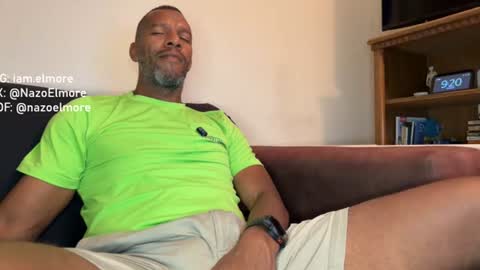 My name is Robert  Dont be shysay hi I love to chat. For requests or dirty talk please use tips  online show from July 21, 2026, 3:20 am