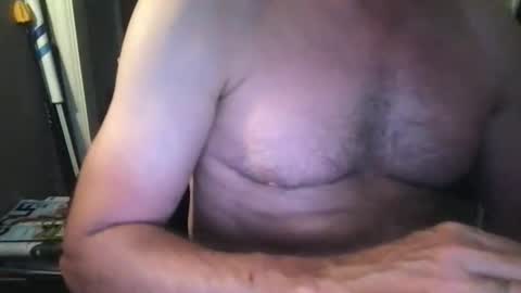 Snapshot of callum5555 chatting on May 27, 2026, 7:00 pm callum5555 online show from May 27, 2026, 7:00 pm