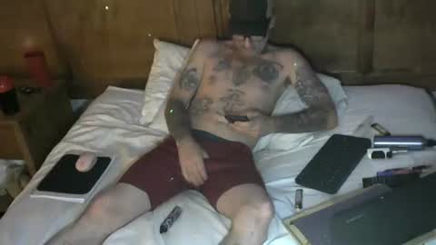 calredding75 online show from December 16, 2025, 6:40 am