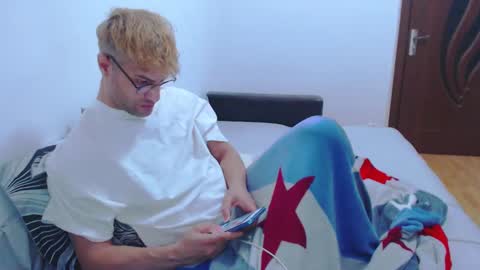 Calvinjohnlad online show from January 19, 2025, 7:15 pm